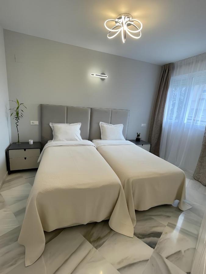 Luxury Apartment Benalmadena First Line Exteriér fotografie