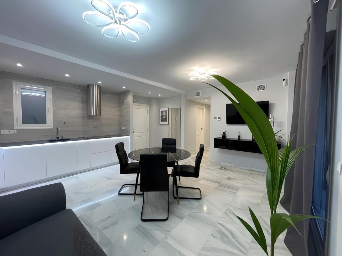Luxury Apartment Benalmadena First Line Exteriér fotografie