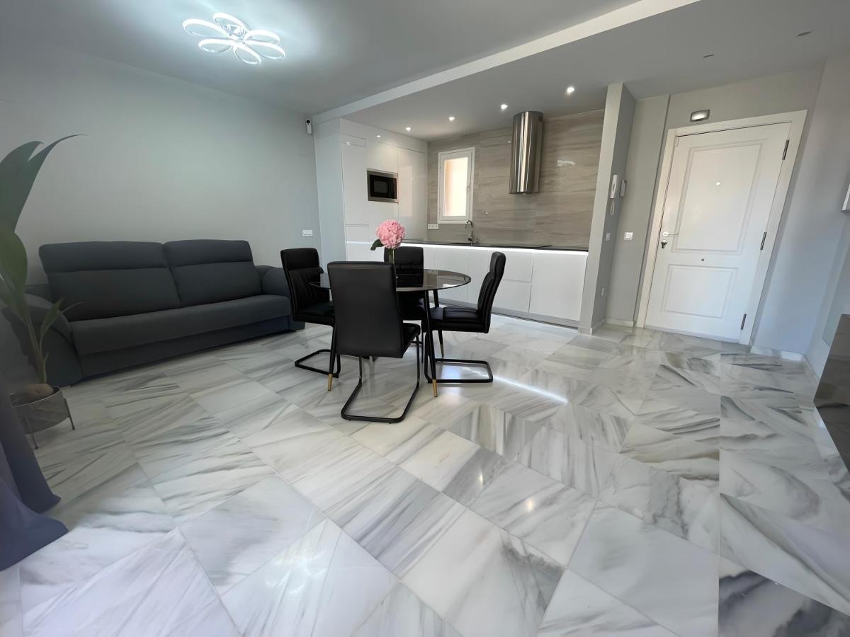 Luxury Apartment Benalmadena First Line Exteriér fotografie